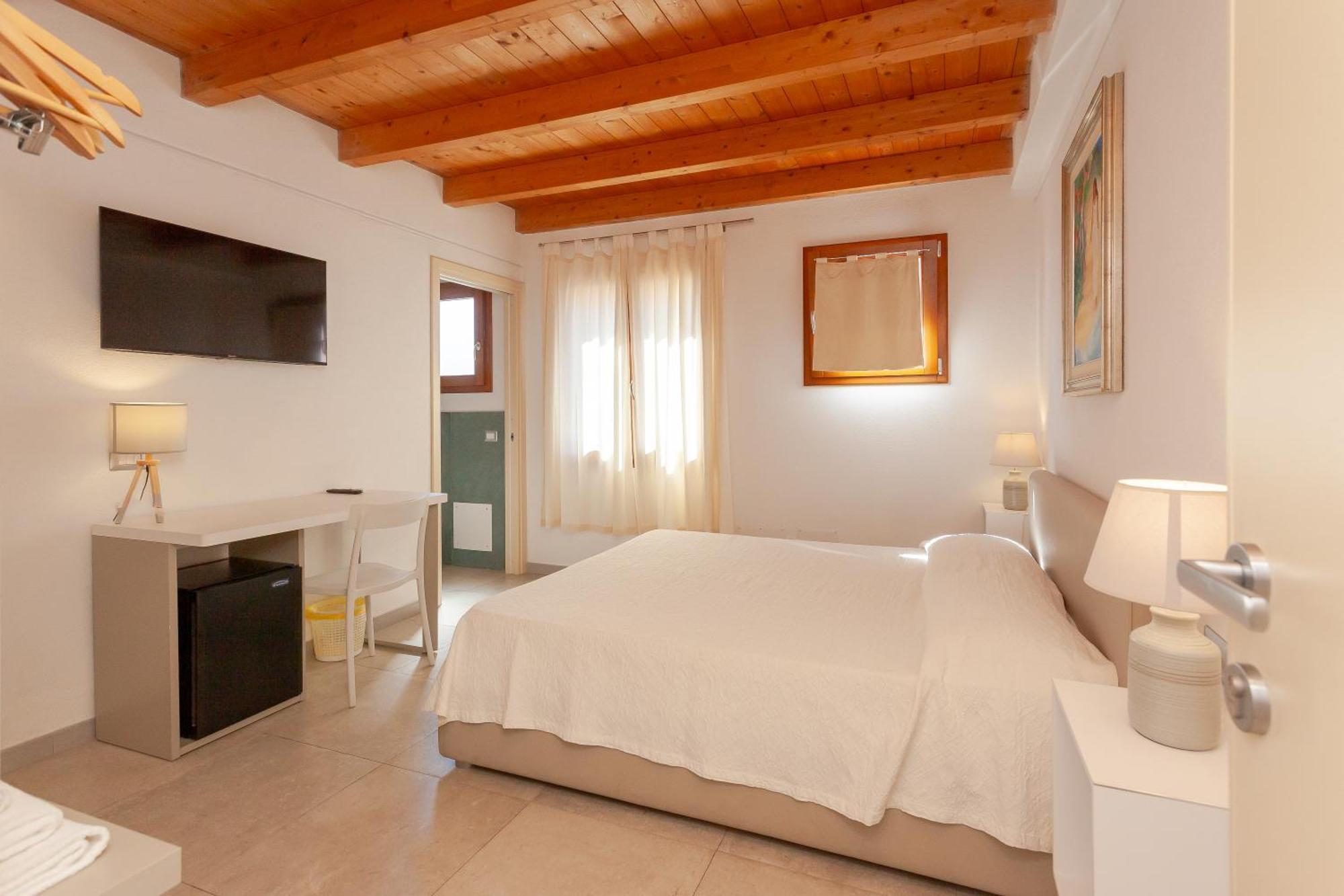 B&B Pettirosso San Teodoro  Exterior foto